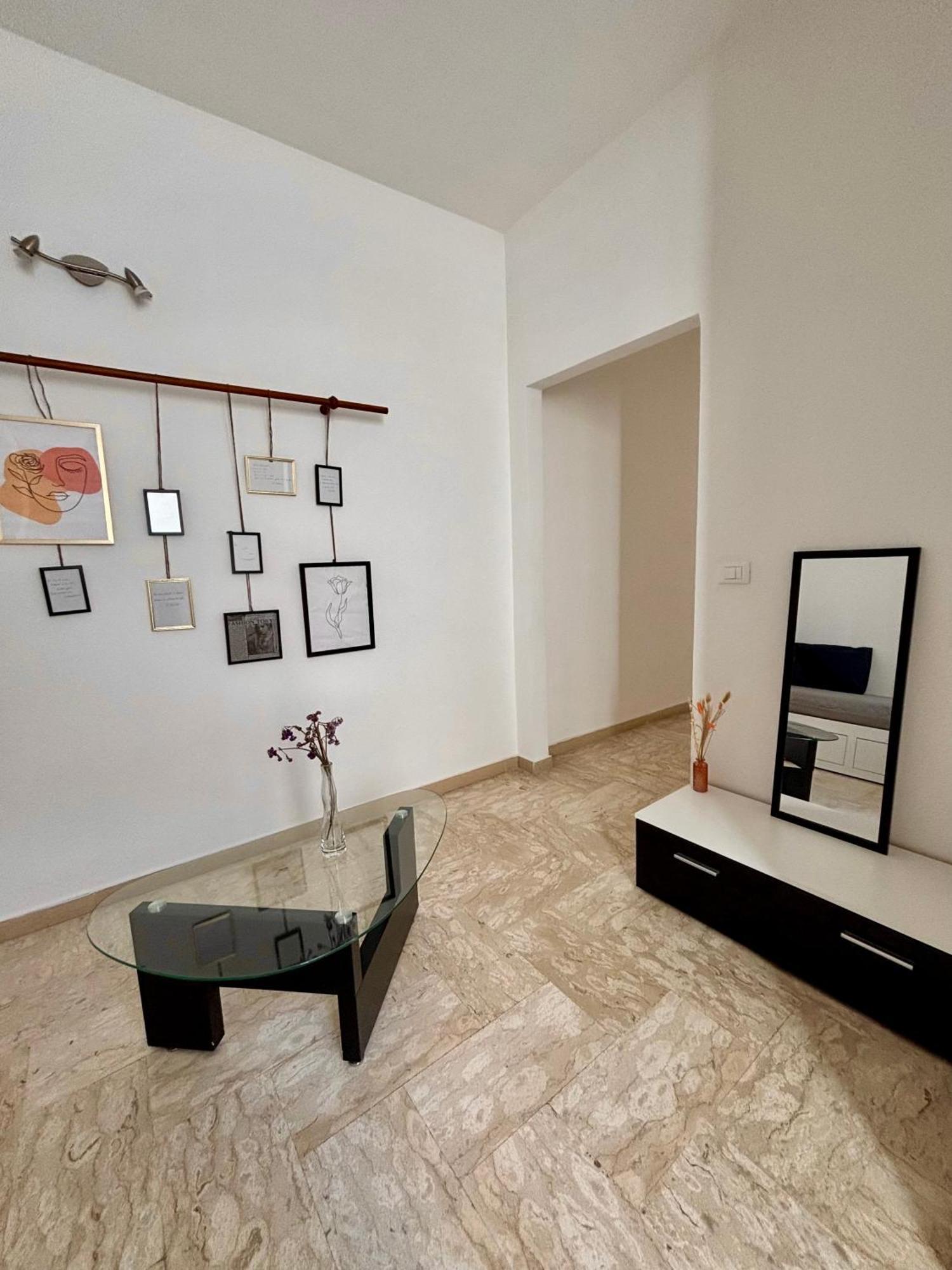 La Pergola Del Centro Apartment Бриндизи Екстериор снимка