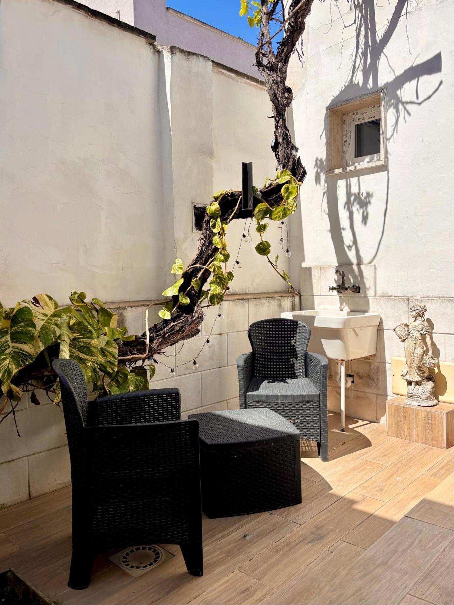 La Pergola Del Centro Apartment Бриндизи Екстериор снимка