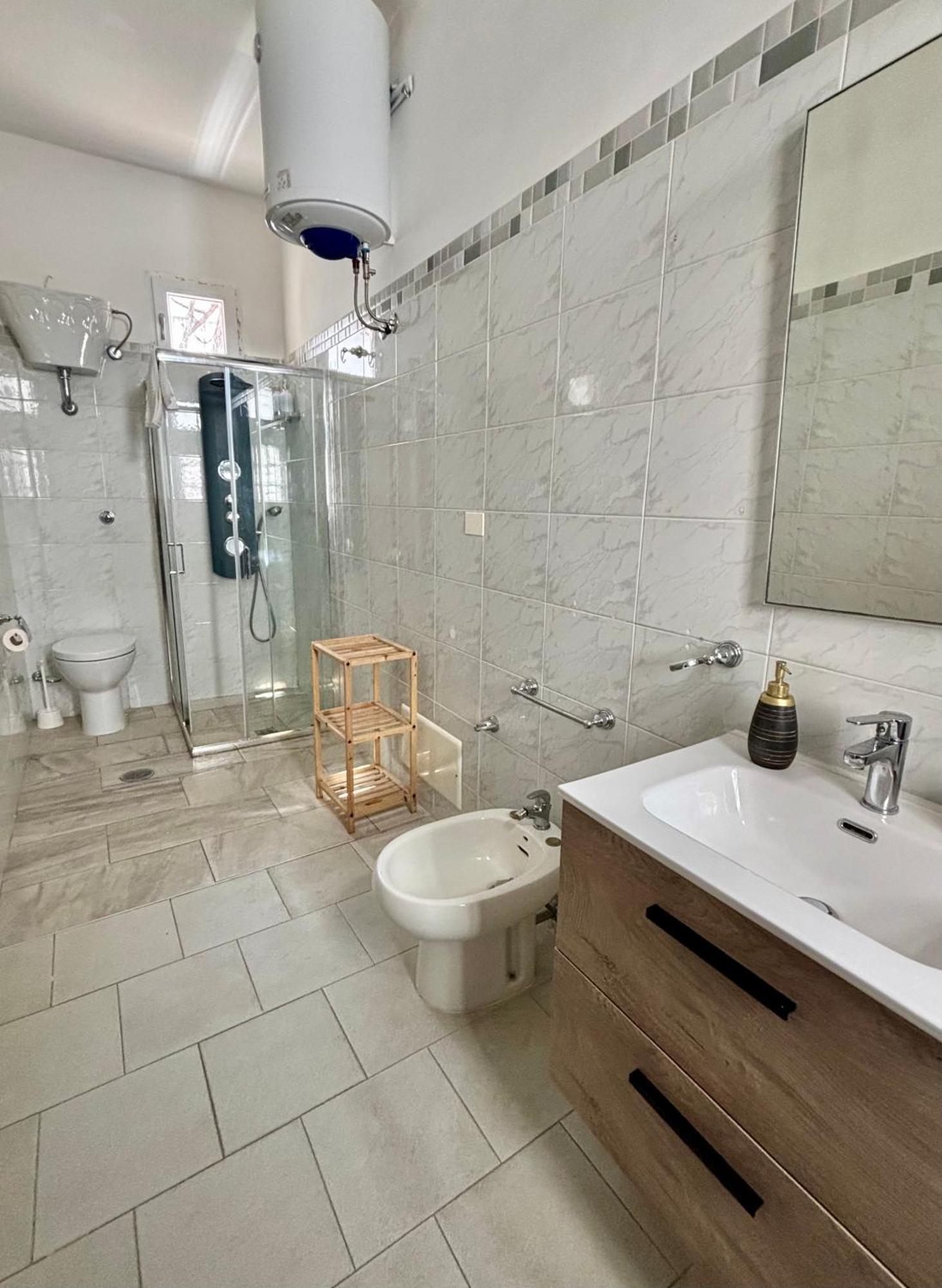 La Pergola Del Centro Apartment Бриндизи Екстериор снимка