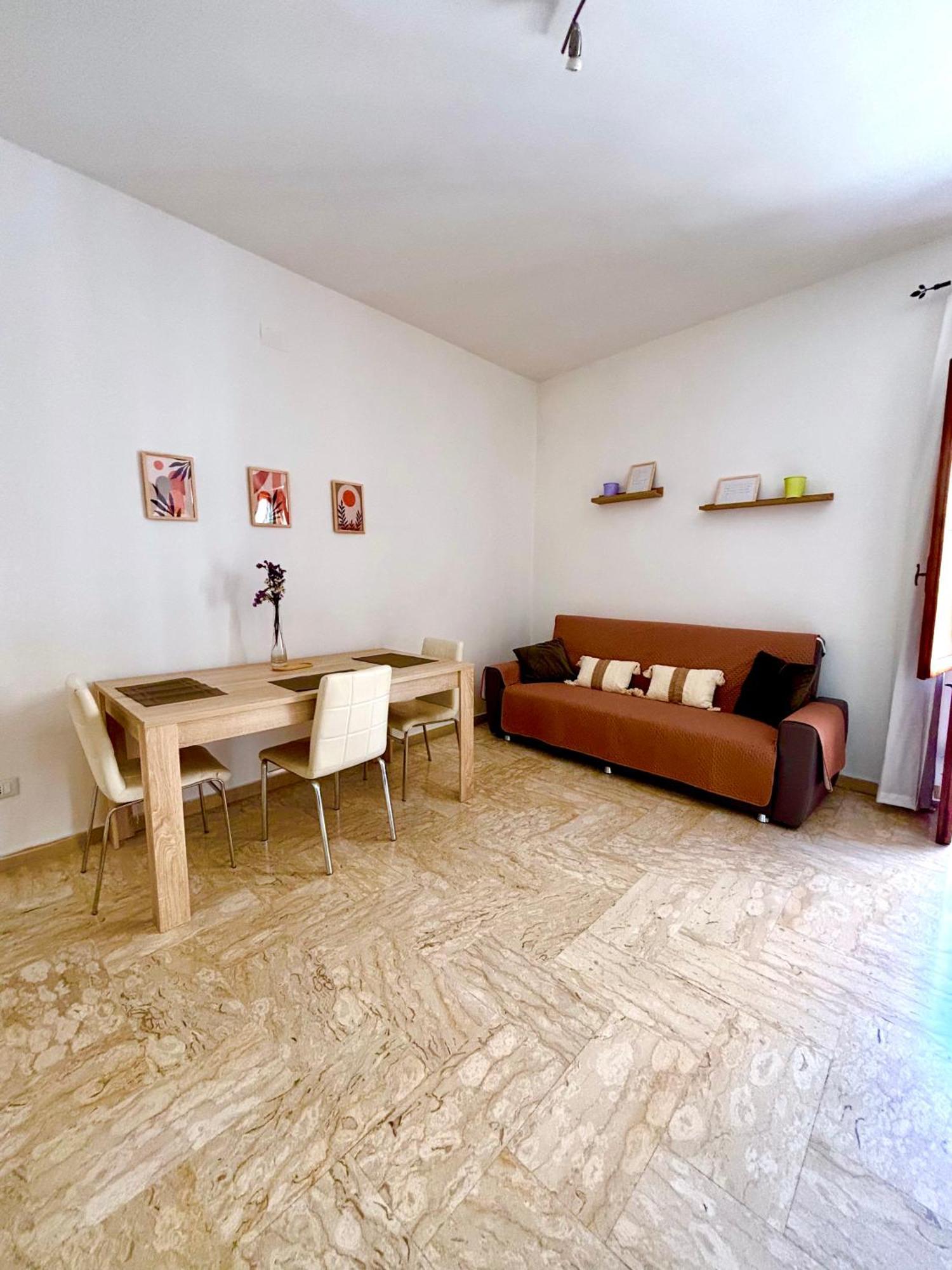 La Pergola Del Centro Apartment Бриндизи Екстериор снимка