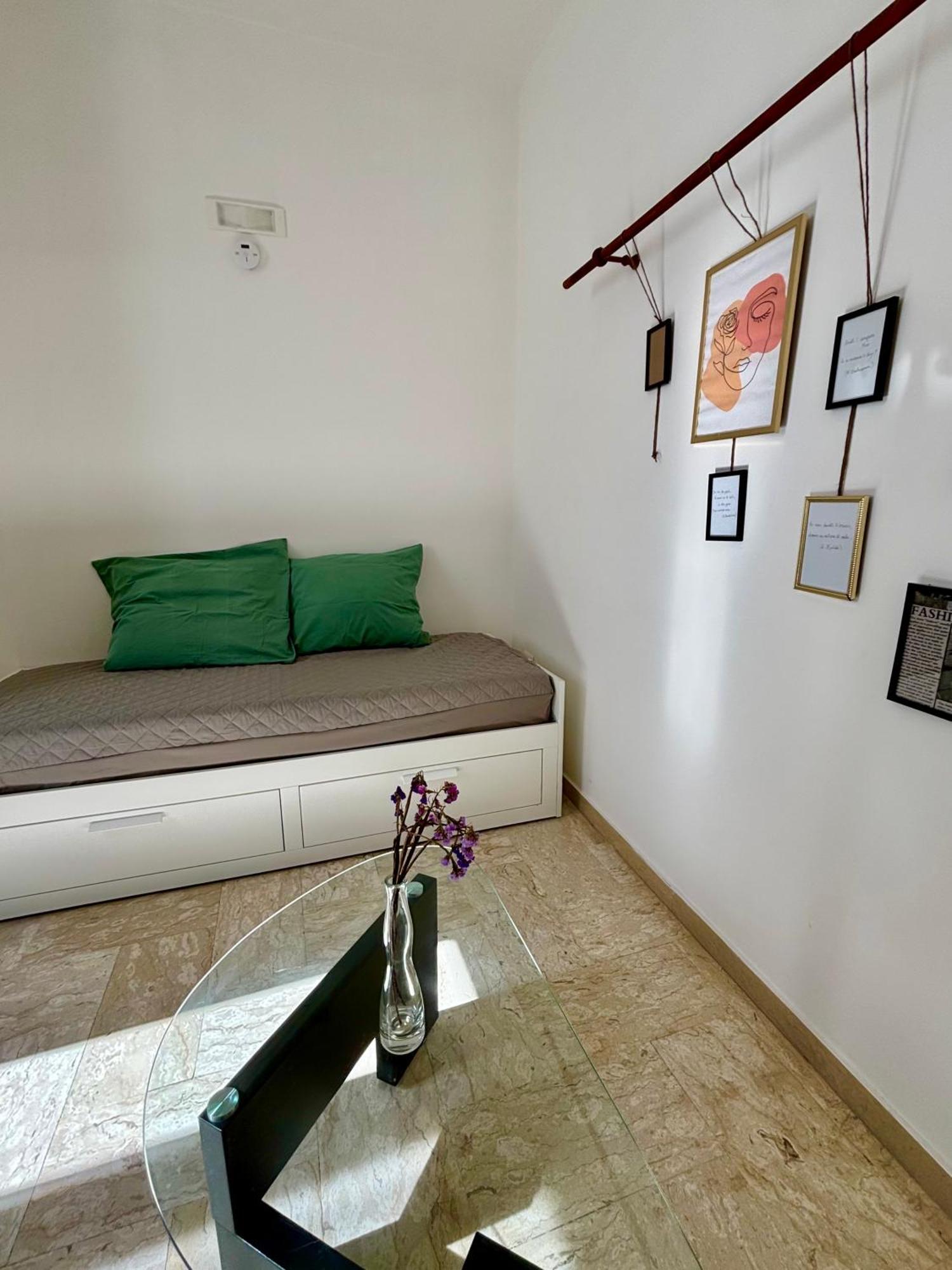 La Pergola Del Centro Apartment Бриндизи Екстериор снимка