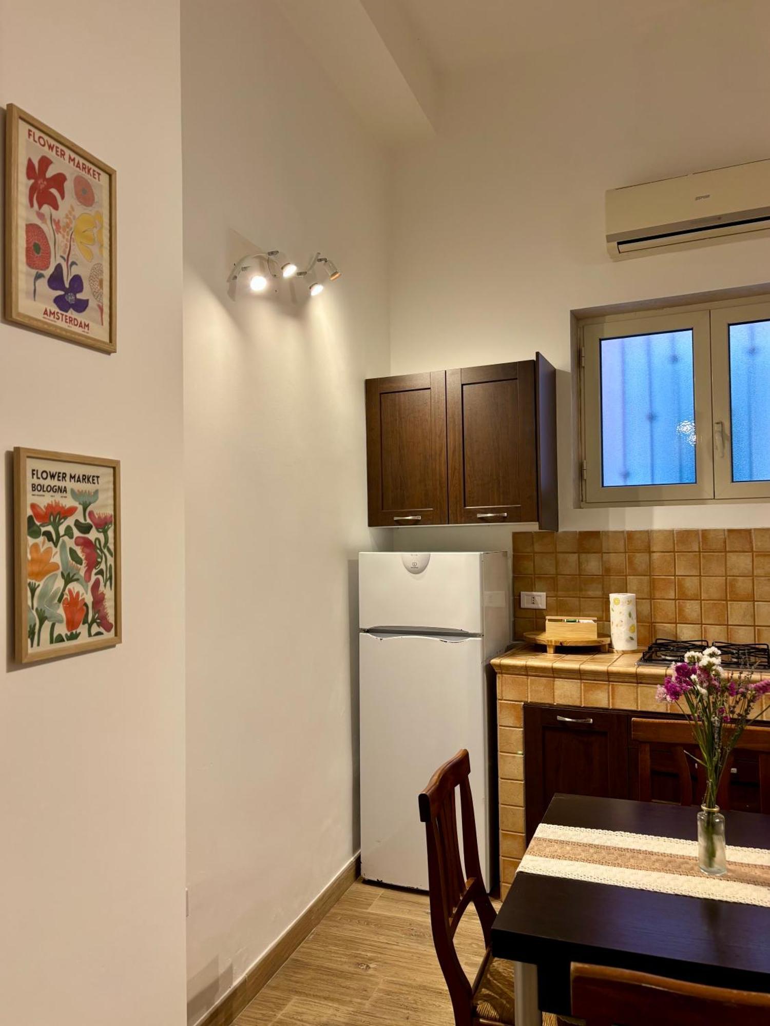 La Pergola Del Centro Apartment Бриндизи Екстериор снимка
