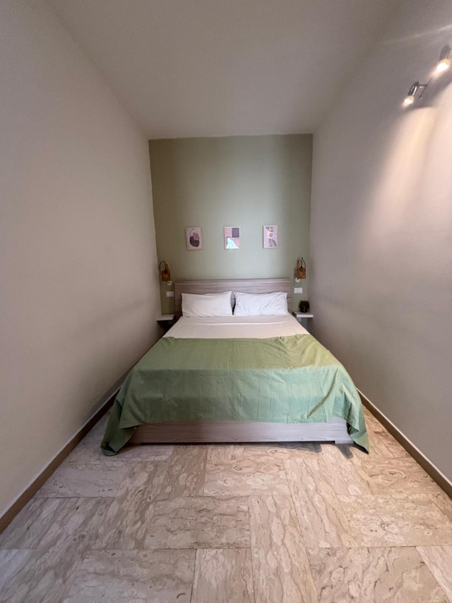 La Pergola Del Centro Apartment Бриндизи Екстериор снимка