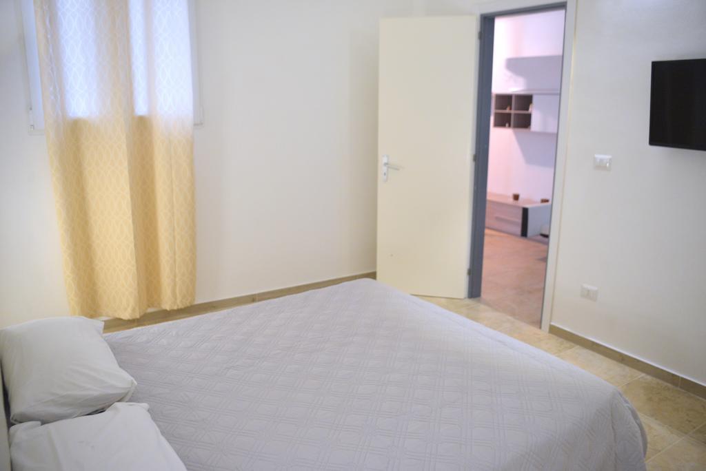 La Pergola Del Centro Apartment Бриндизи Екстериор снимка